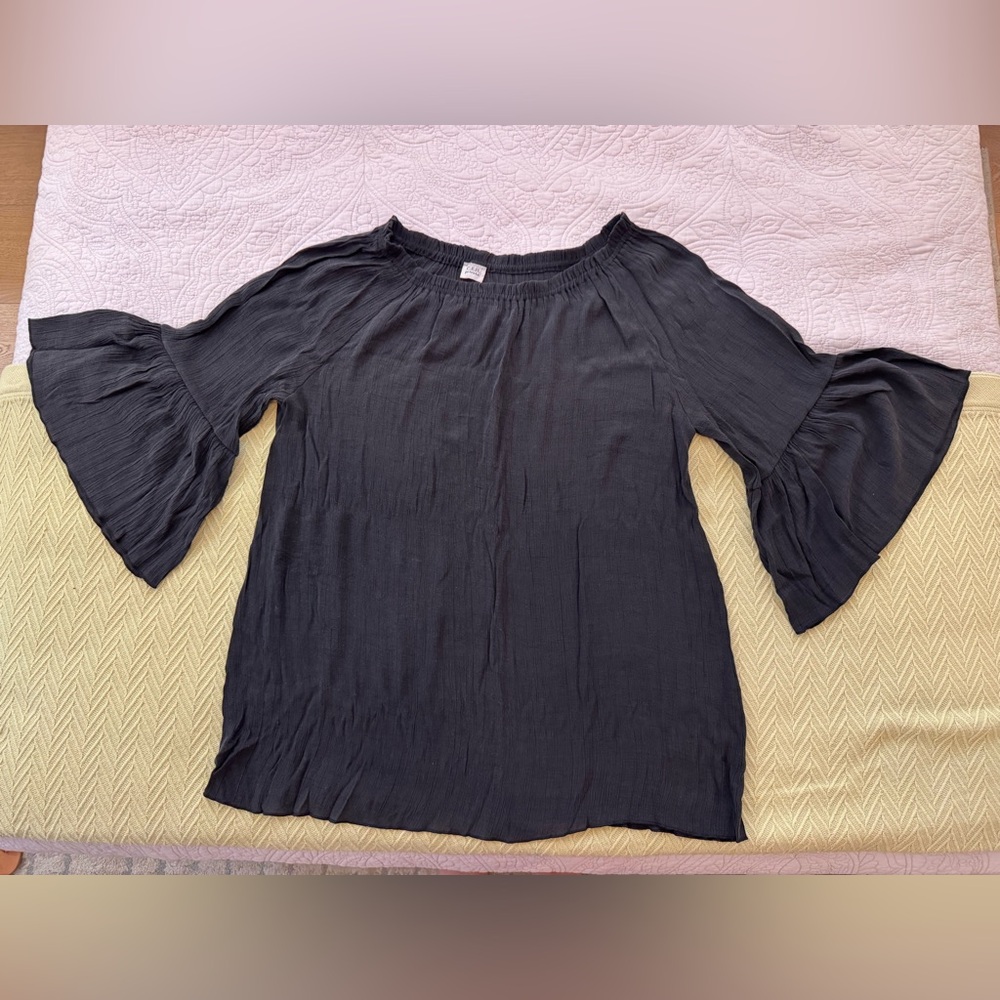 Black pool beach cover up size Medium Large